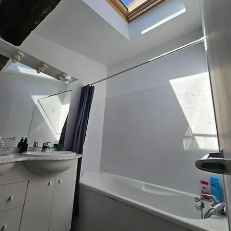 Le Duplex Du Marin Nimois - Nuit A Apartment *