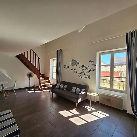 Le Duplex Du Marin Nimois - Nuit A Apartment